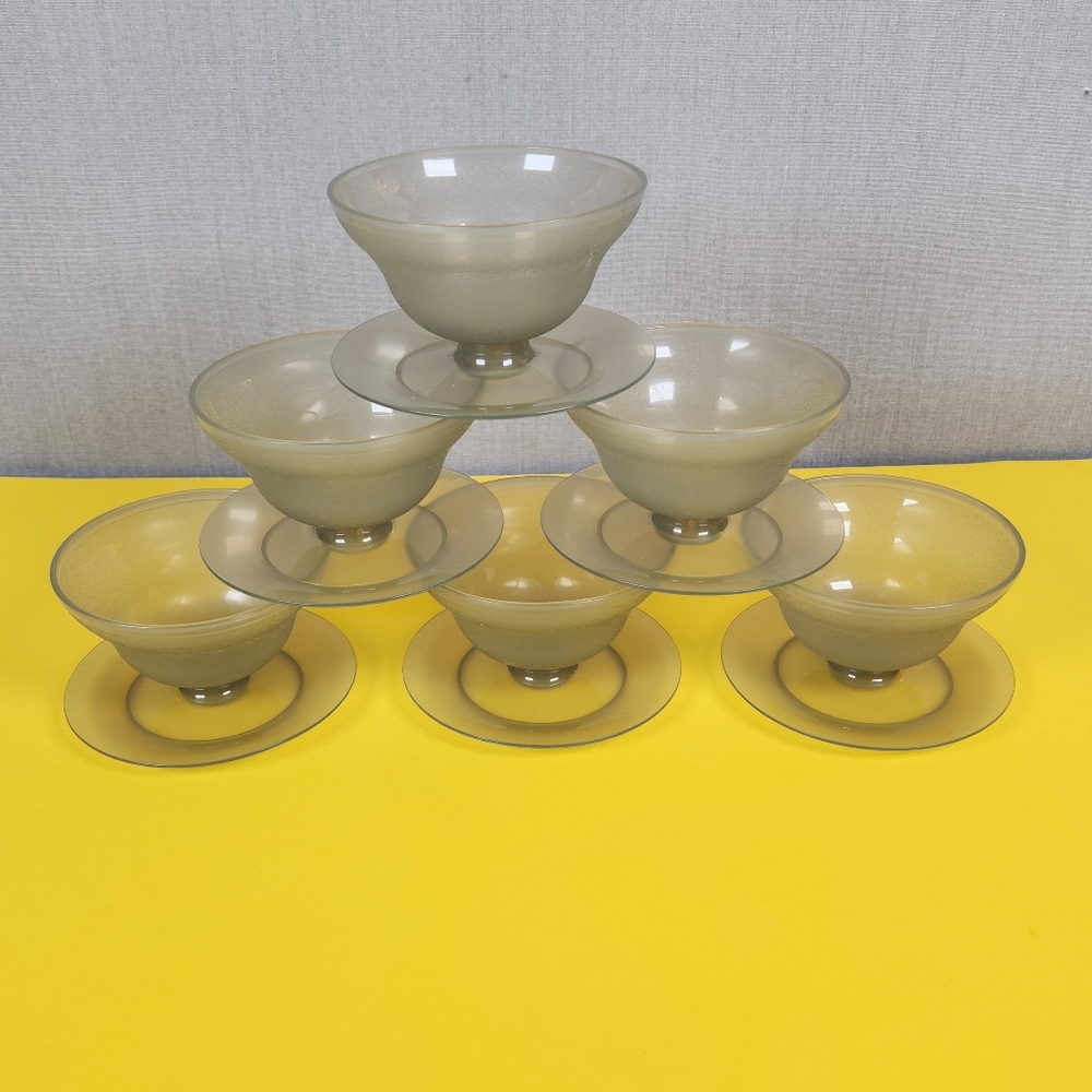 Vintage Tupperware Dessert Cups Smoky Gray Lot 6 Cups w Bases 754-31 Jello